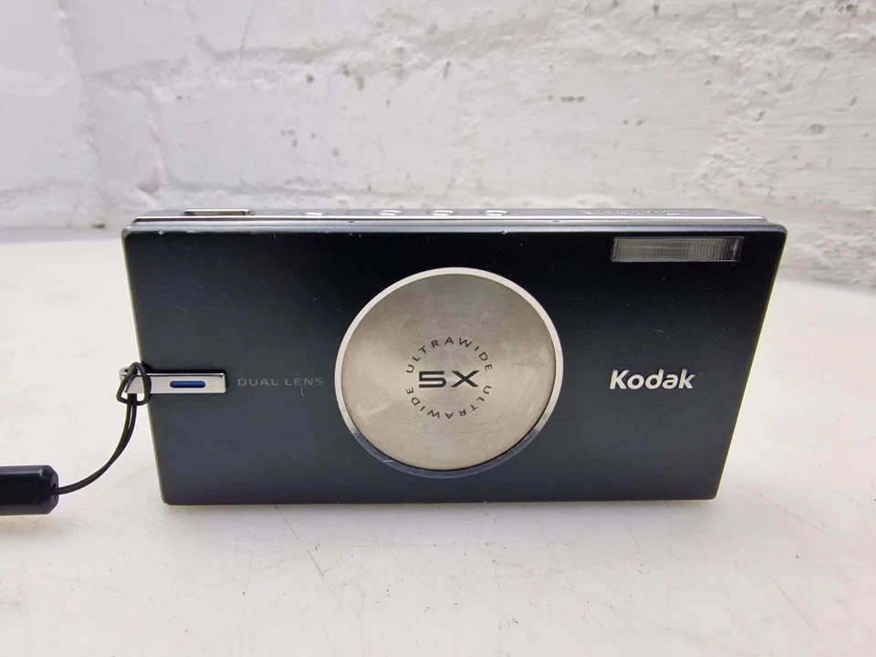 Kodak EasyShare V705 7,1 MP Digitalkamera mit Doppelobjektiv, 5-fach-Zoom - Bild 2 von 4