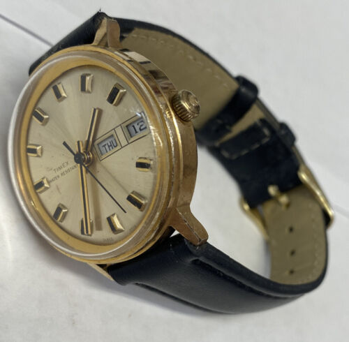 Vintage 1972 Timex Mechanical Wind Mens Watch 26860 2773 Runs Great Black Band  - Afbeelding 1 van 10