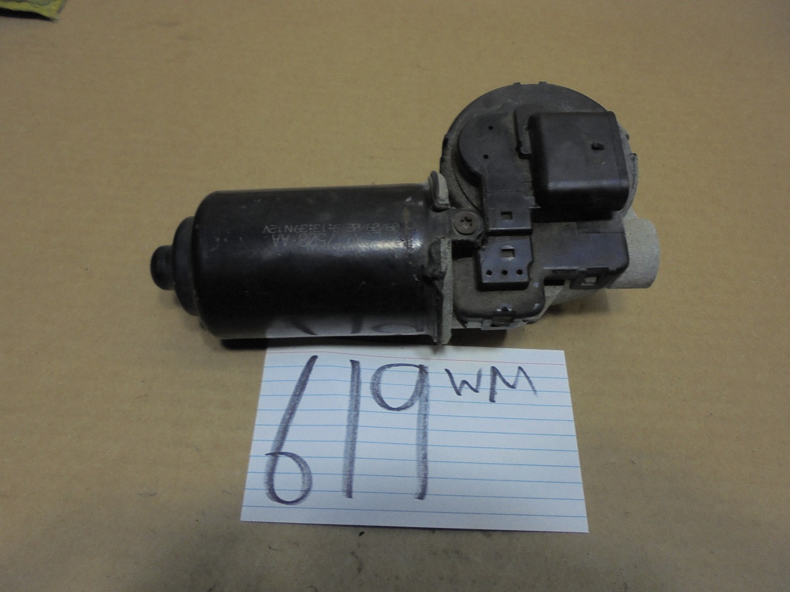 01 02 03 04 05 06 07 Tribute FRONT Used Front Windshield Wiper Motor #619-WM