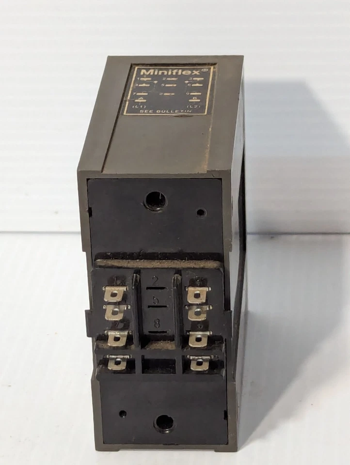 Eagle Signal DG102A3 Electronic Solid State Timer - Image 3 of 3