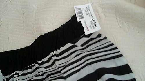 Pantalones Cortos Citi Trends a Rayas BL/Wt Poli/Rayón Jr TALLA L Solo Corbata de Cintura Elástica - Imagen 4 de 4