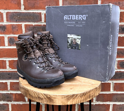 Altberg Mens Extra Wide Fit Walking Boots AltBerg Mens Tethera