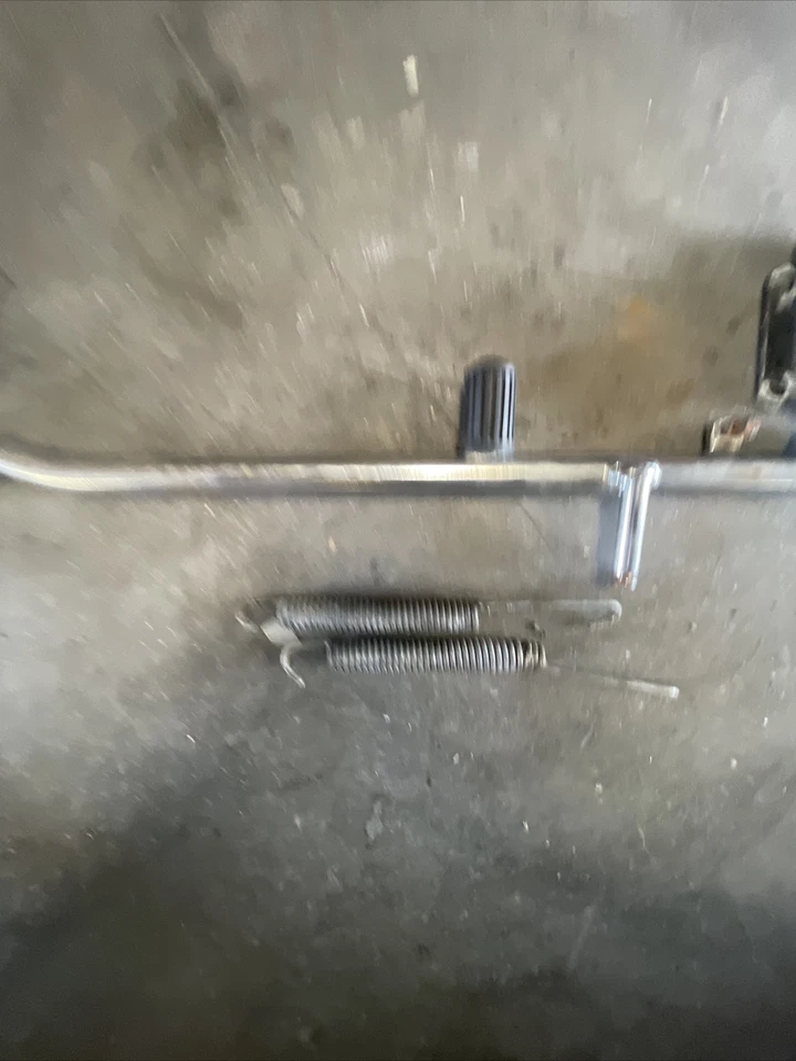 Moto Guzzi 1100i EV KD California año 1997 - soporte lateral A1734 Foto 3 de 3