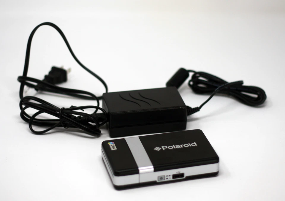 Polaroid PoGo Instant Mobile Printer ZINK Zero Ink Technology New in box - Image 4 of 4