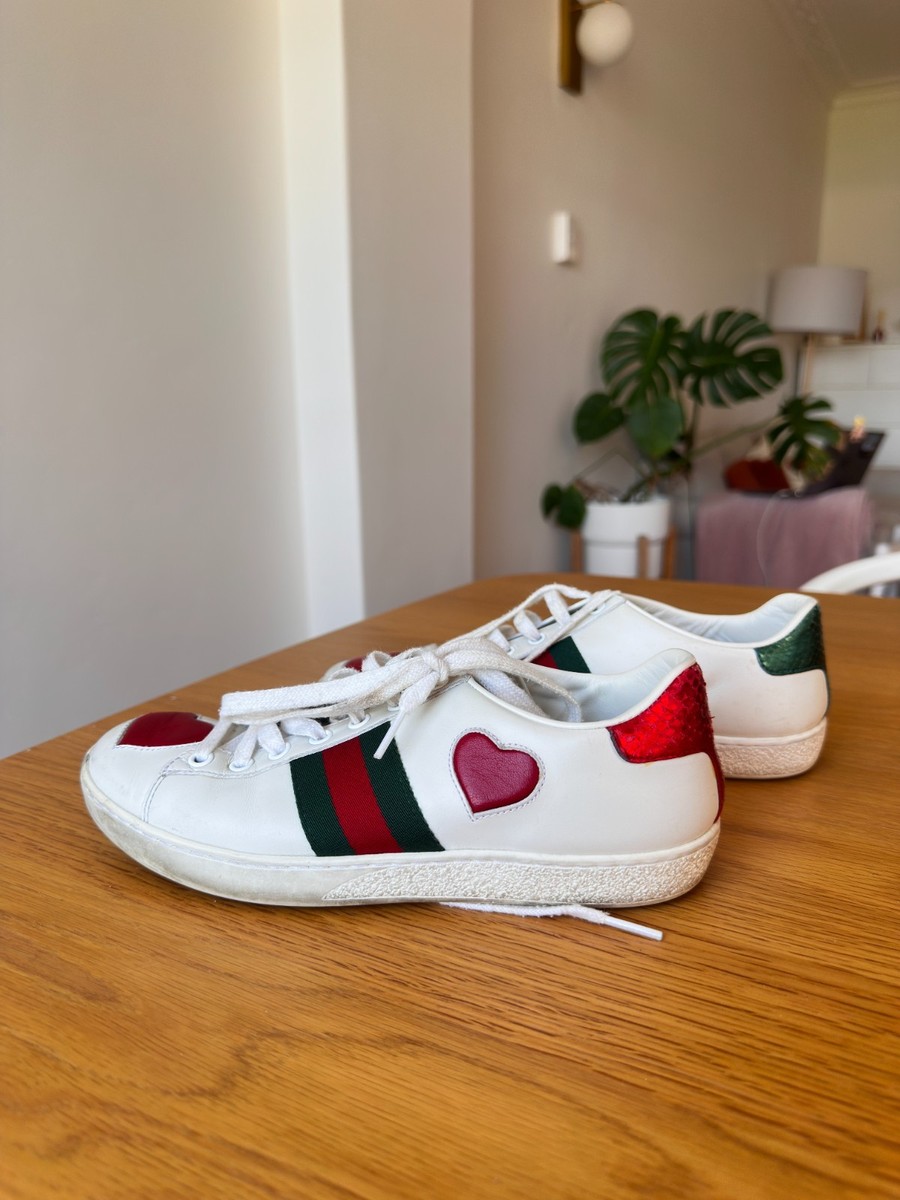 authentic) Gucci Ace heart-detail sneakers size 35.5 (fits like 36