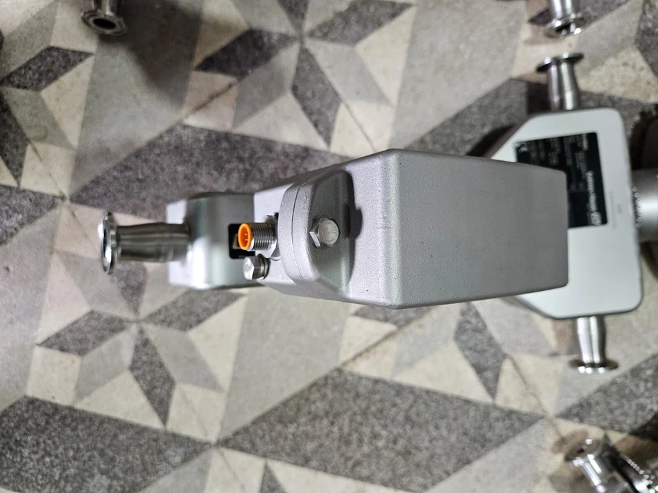 Endress Hauser DN15 Dosimass Coriolis FlowMeter - Image 2 of 4