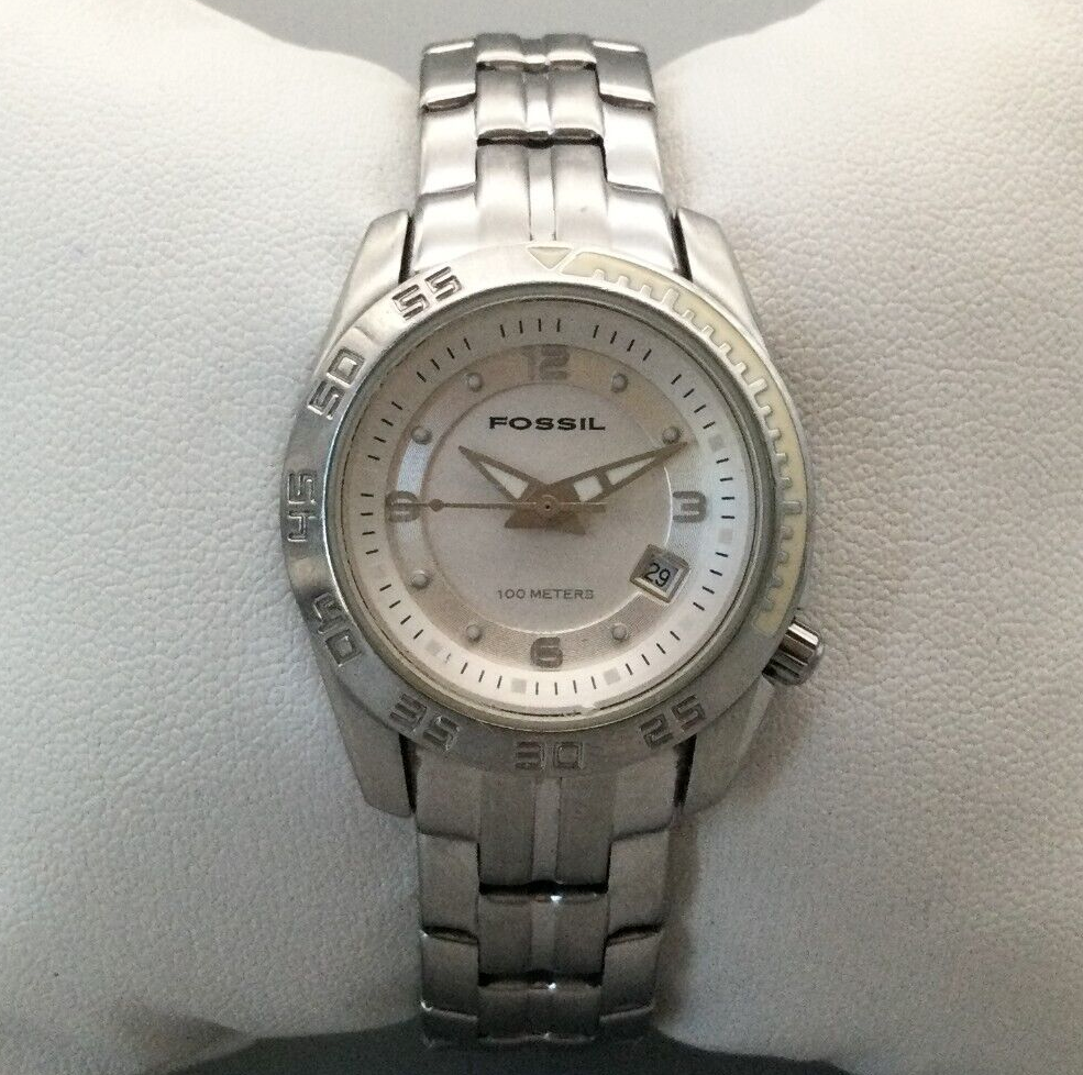 Fossil Blue Watch Women 28mm Silver Tone Date AM-4098 New Battery 