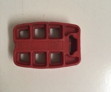 Single Red Triang Tri-ang Plastic Pedal Block  #C6