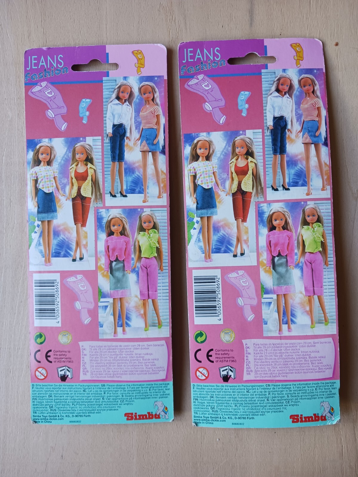 Lot De Vêtements Mattel Barbie – N°1438, Occasion, Pour Habiller Tes Poupées