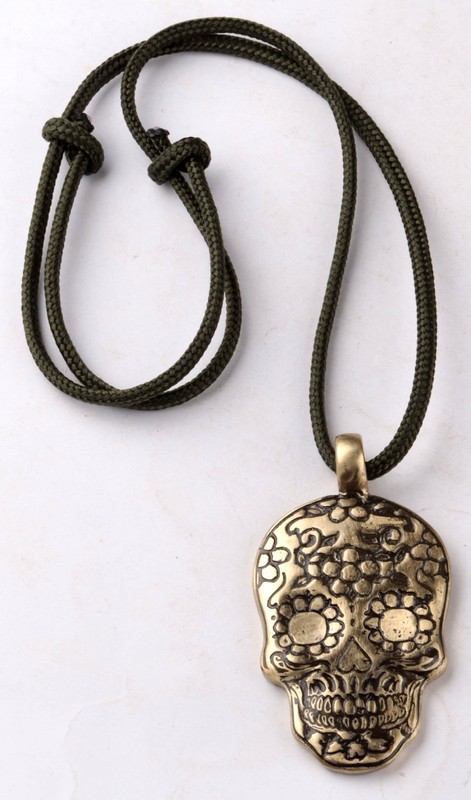 Vivere Memento Skull big pendant Remember to Live Mexican style Unisex Jewelry B