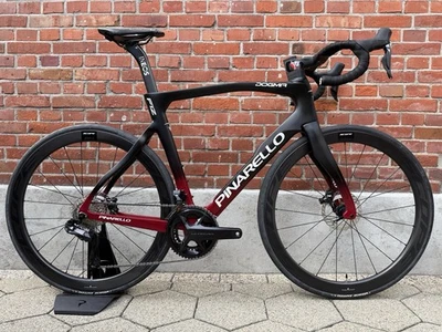 NEW! Pinarello Dogma F12 INEOS Disc/Size 57,5/Shimano UltegraDi/Scope R4/€12.999 - Bild 1 von 4
