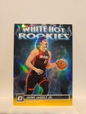 2023-24 Panini Optic Gold White Hot Rookies Jaime Jaquez Jr /10 Miami Heat