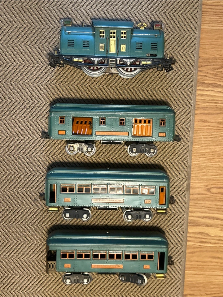 LIONEL STANDARD GAUGE VINTAGE TRAIN SET PREWAR - Image 2 of 4