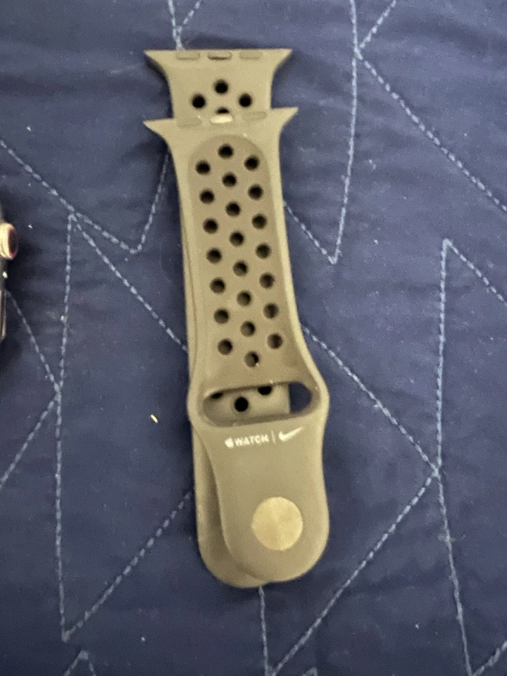 Apple Watch Series 7 45 мм корпус с миланской петлей - графит нержавеющая сталь,... - Изображение 4 из 4