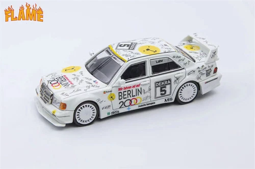 Flame 1:64 190E W201 Evo Berlino 2000 livrea #5 collezione auto luminescenza - Foto 2 di 4