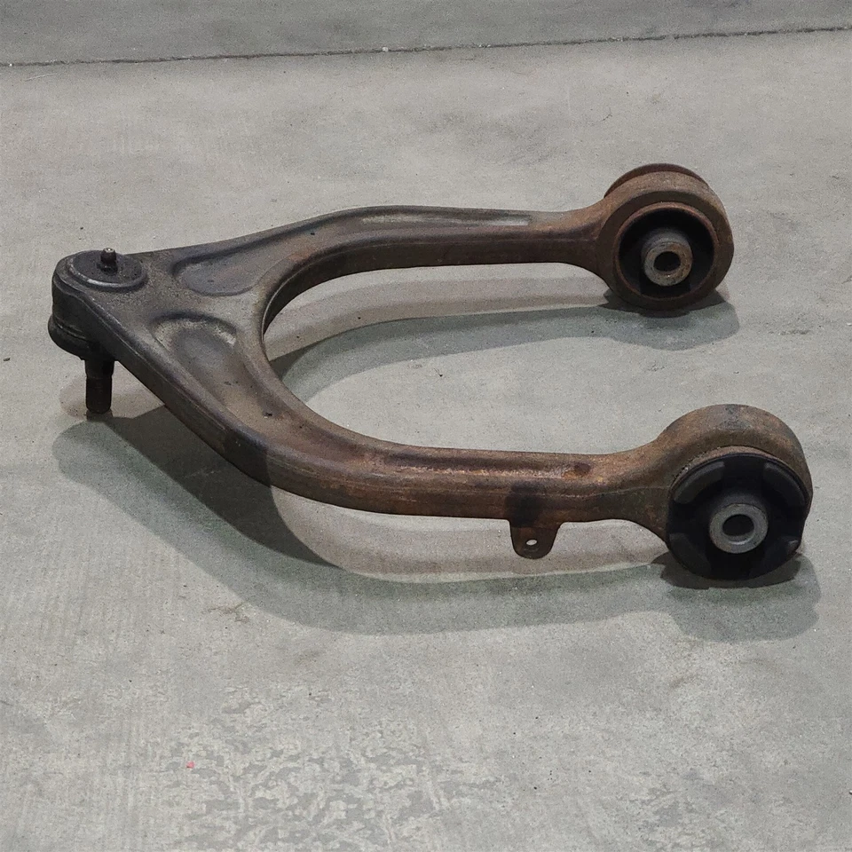 08-10 Dodge Challenger SRT8 brazo de control superior delantero derecho pasajero AA6991 Foto 3 de 4