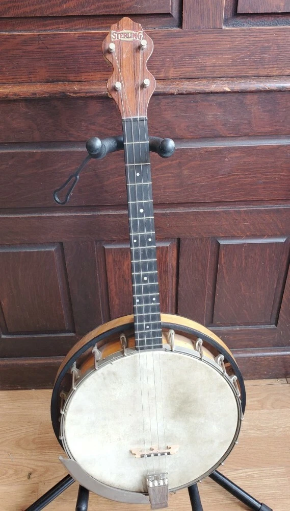 Sterling banjo deals