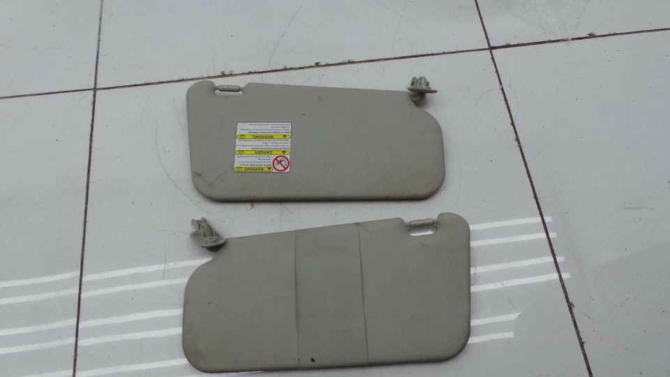 Par de parasoles conductor y pasajero Mazda 2 Sport MK2 2004-2009 Foto 4 de 4