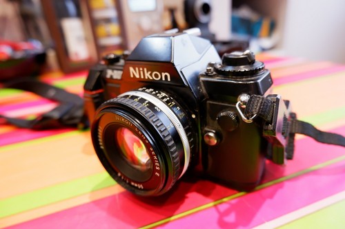 NIKON F-301 camera + Nikon Lens Series E 50mm 1:1.8 - Imagen 3 de 5