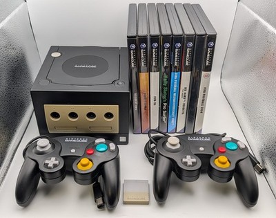 Nintendo GameCube Konsole DOL-001 Schwarz - 2x Controller - Kabel - 8x Spiele