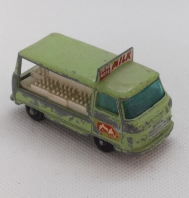 Vintage Matchbox Lesney No 21 Commer Bottle Float Milk Truck