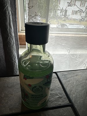 NEW THE BODY SHOP Winter Jasmine Shower Gel 8.4oz Jasmine Extracts From India