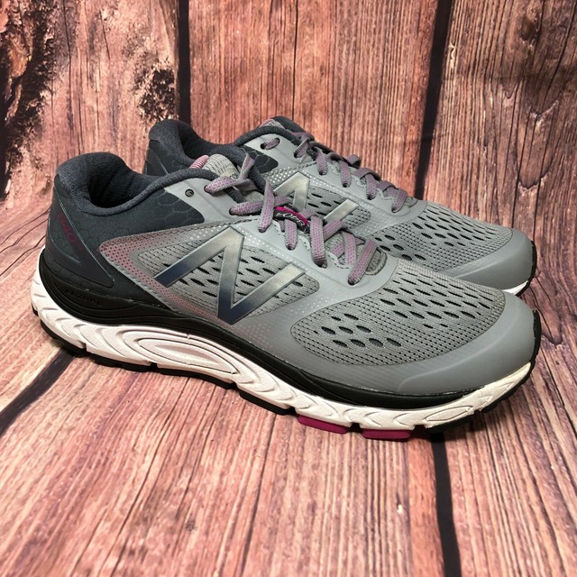 new balance jogging shoes