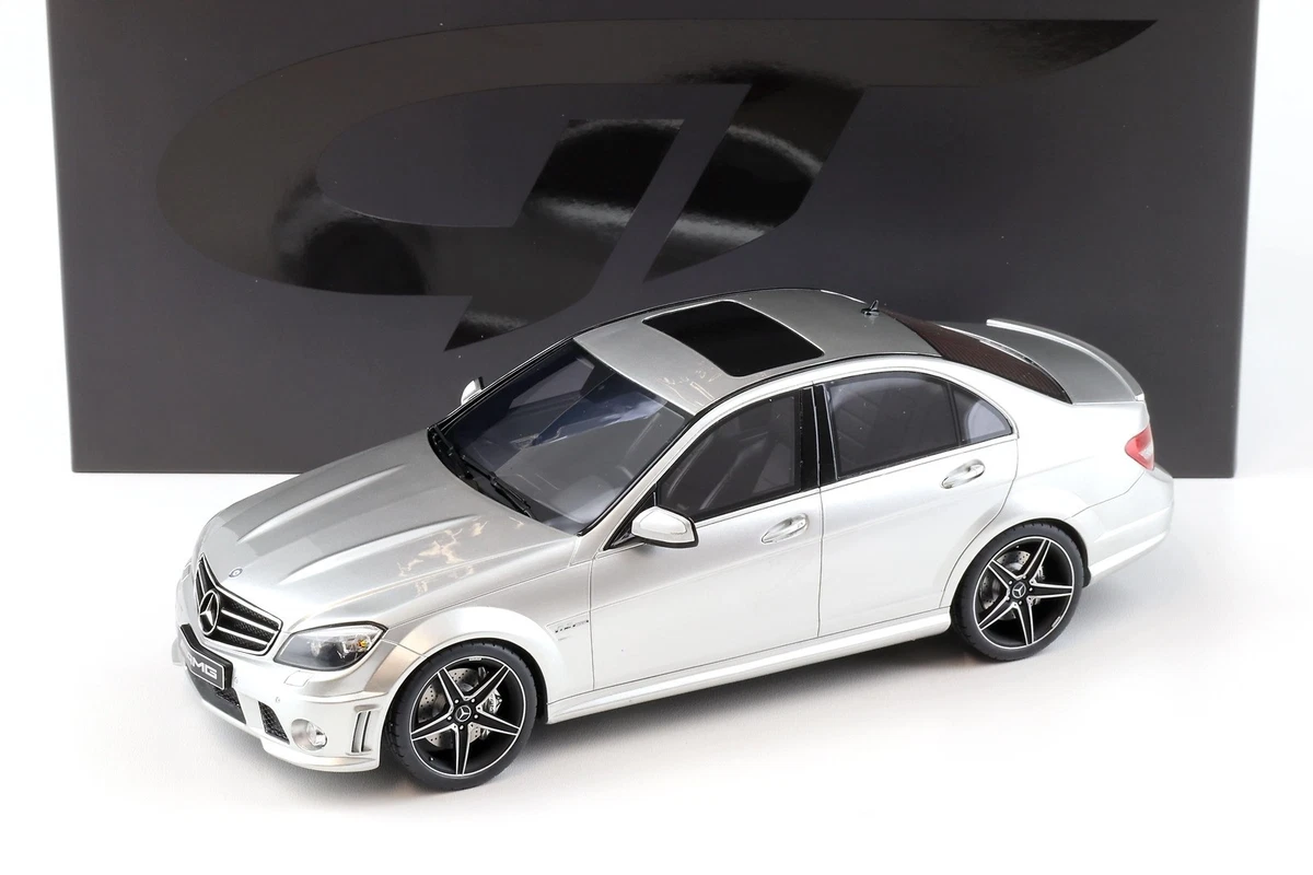 Rare 1:18 GT Spirit Mercedes Benz G63 AMG 6x6 GT100 in White Limited Edition