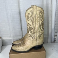 Tony Lama C3201 Western Cowboy Boots Men’s 9.5 D Tan Leather USA Made Vintage
