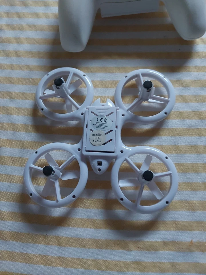 Mini Quadropter Rayline Funtom 5 - Bild 3 von 4