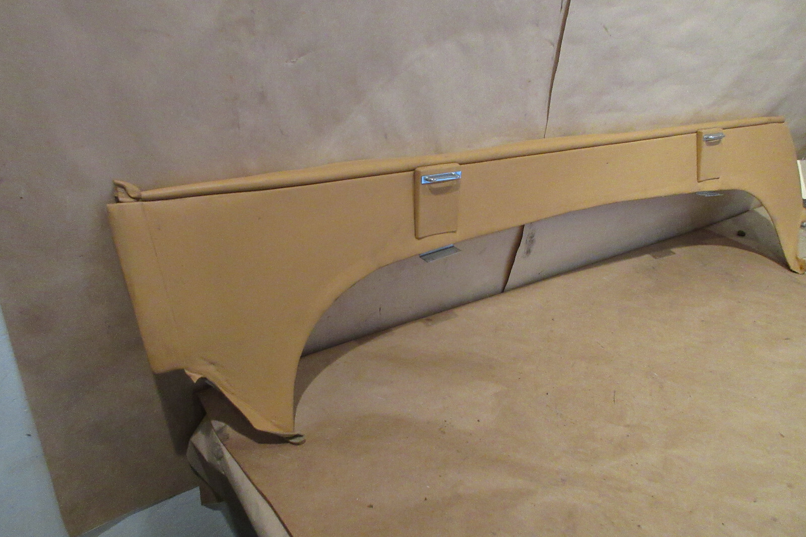 Ferrari 512 TR - Rear Window Plane Trim - P/N 61513405