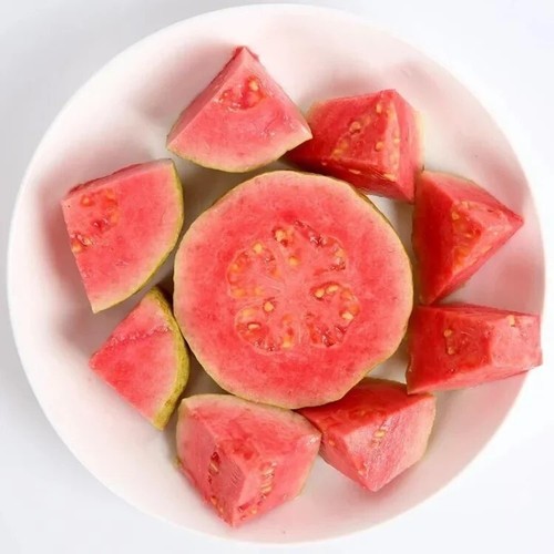 50pcs Tropical Strawberry Guava Organic Pink Guava Seeds - Exotic Flavors - Picture 5 of 6
