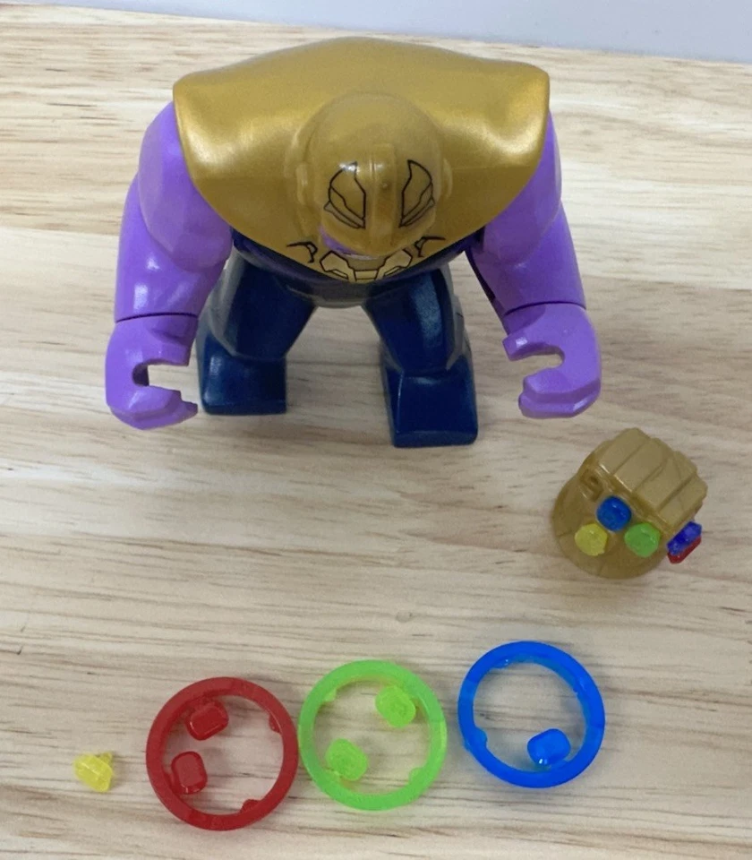 LEGO Thanos Minifigure with Infinity Gauntlet Marvel Infinity War Stones - image 2 of 4