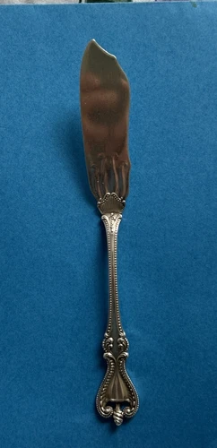 Sterling Silver Spreader Knife, Towle, Old Colonial pattern Scale weight 1.6 oz.