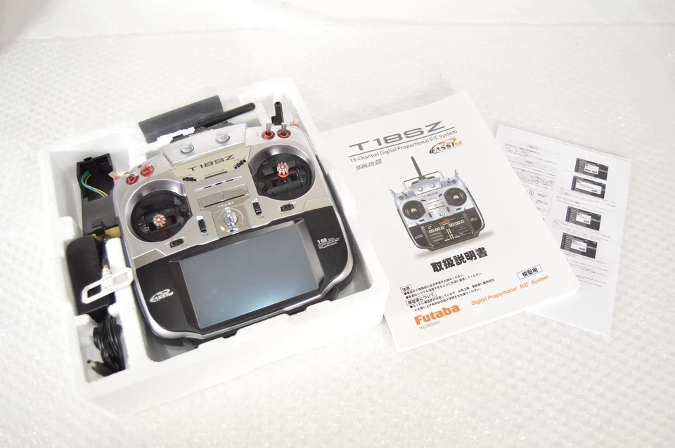 Futaba T18SZ Transmitter RC Remote Control Mode 2 Tested W/Original Box Manual - Image 3 of 4