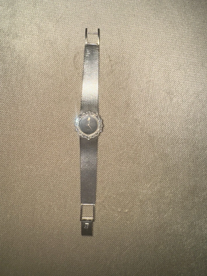 Reloj Audemars Piguet Vintage Mujer Oro Blanco Bisel Diamante 15 mm, Circa 1974 Foto 2 de 4