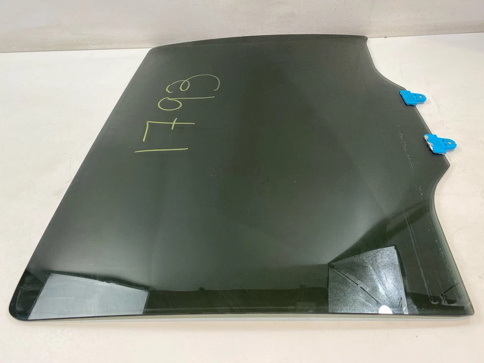 Se adapta a 16-24 NISSAN TITAN XD DOBLE CABINA PUERTA TRASERA DERECHA VENTANA VIDRIO PRIVACIDAD TINTE Foto 3 de 4