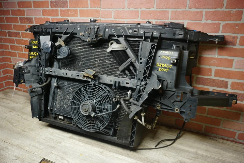 2006 NISSAN ARMADA MOTOR 5.6L V8 RADIADOR MOTOR A GASOLINA COM RESERVATÓRIO DE SUPORTE FABRICANTE DE EQUIPAMENTO ORIGINAL* - Imagem 3 de 4