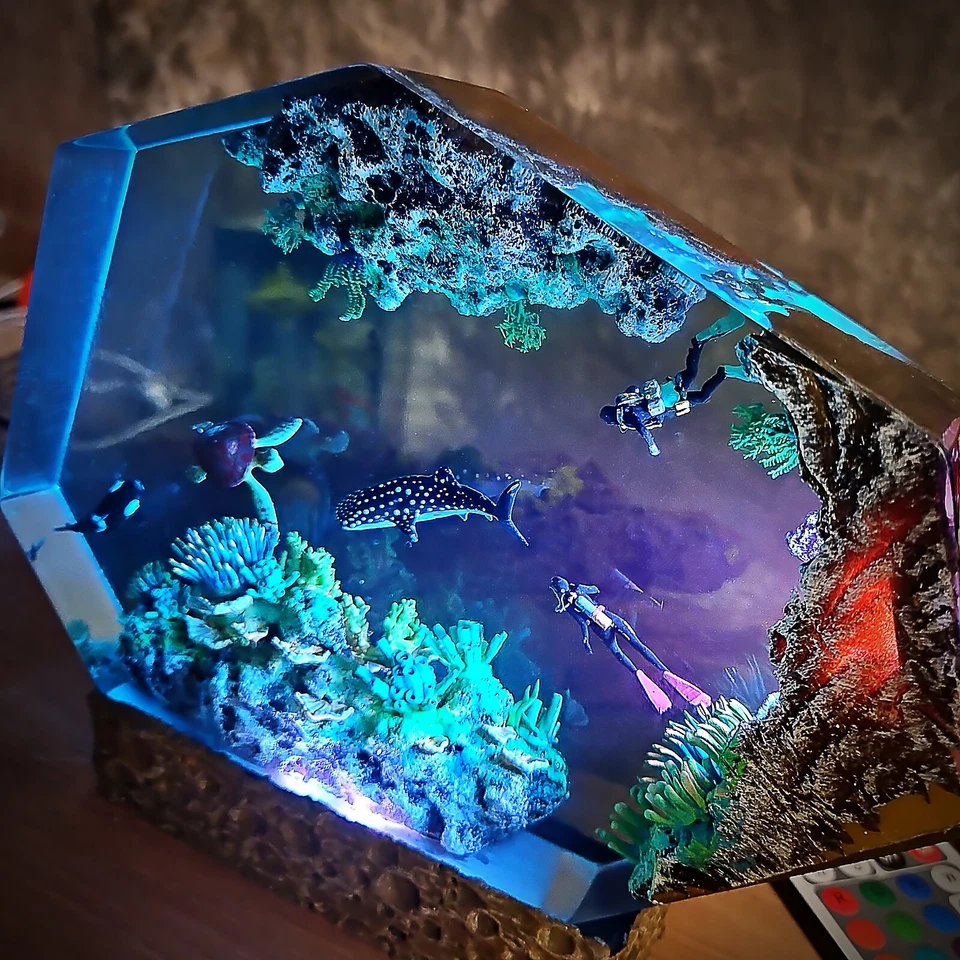 resin lamp, ocean coral custom night light, Ocean Whale Shark Resin Night Light - Image 4 of 4