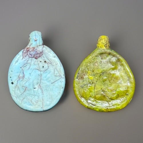 2 Rare Ancient Roman Emperor Warrior Face Silver Engraved Glass Pendant - Picture 2 of 7