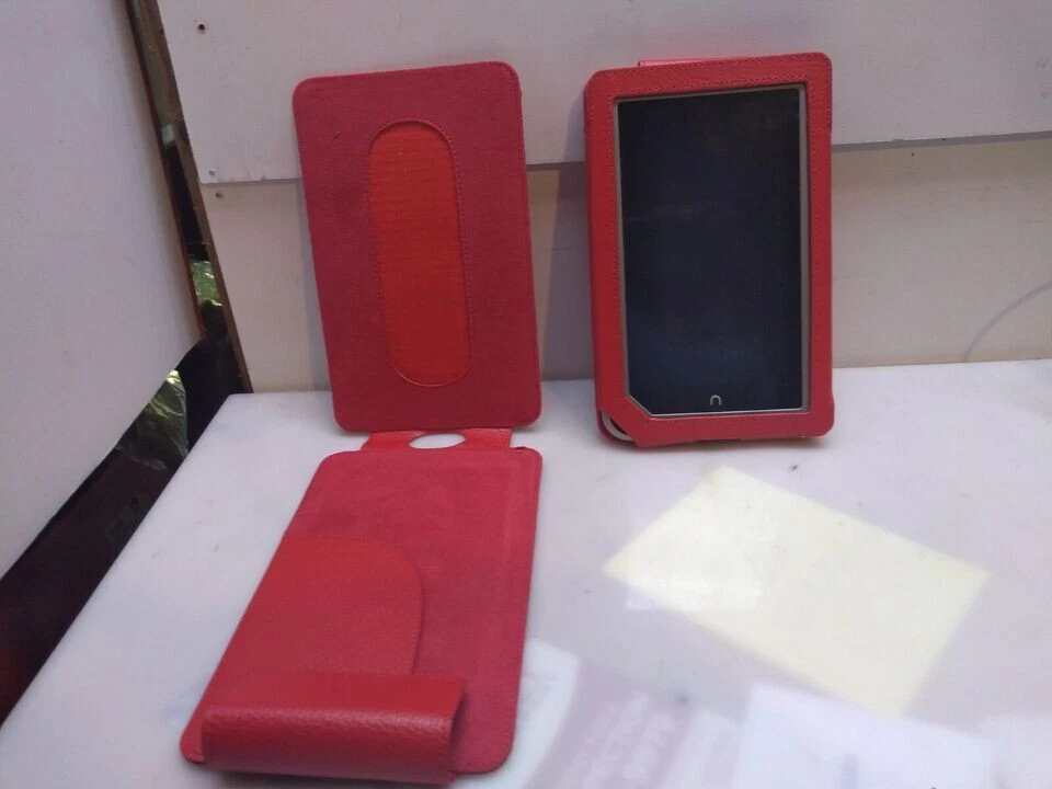 Nook Color Barnes Noble BNTV250A E-Reader 7" Touchscreen WIFI & Pouch**** - Image 2 of 4