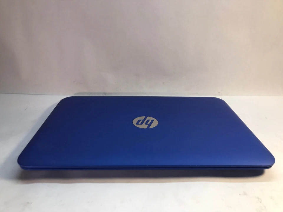 HP Stream 11-d077nr 11" Netbook Intel Celeron N2840 64 GB SSD 2GB RAM- MZ - Image 2 of 4