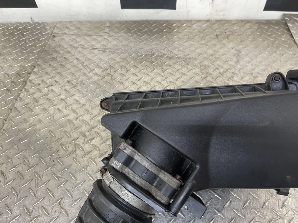 Conjunto de caja de filtro de aire Saab 9-3 1999-2000 convertible 2,0T probado OEM Foto 4 de 4