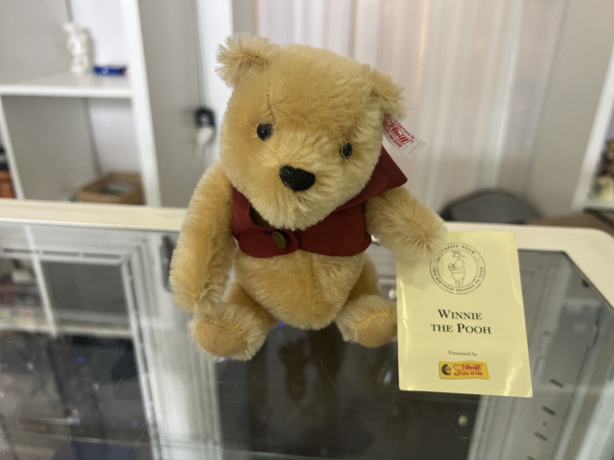 Steiff Animal 680090 Winnie The Pooh 18cm. Excellent Condition | eBay