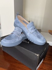 Women s NIB Uptown Vionic Blue Suede Loafer S...