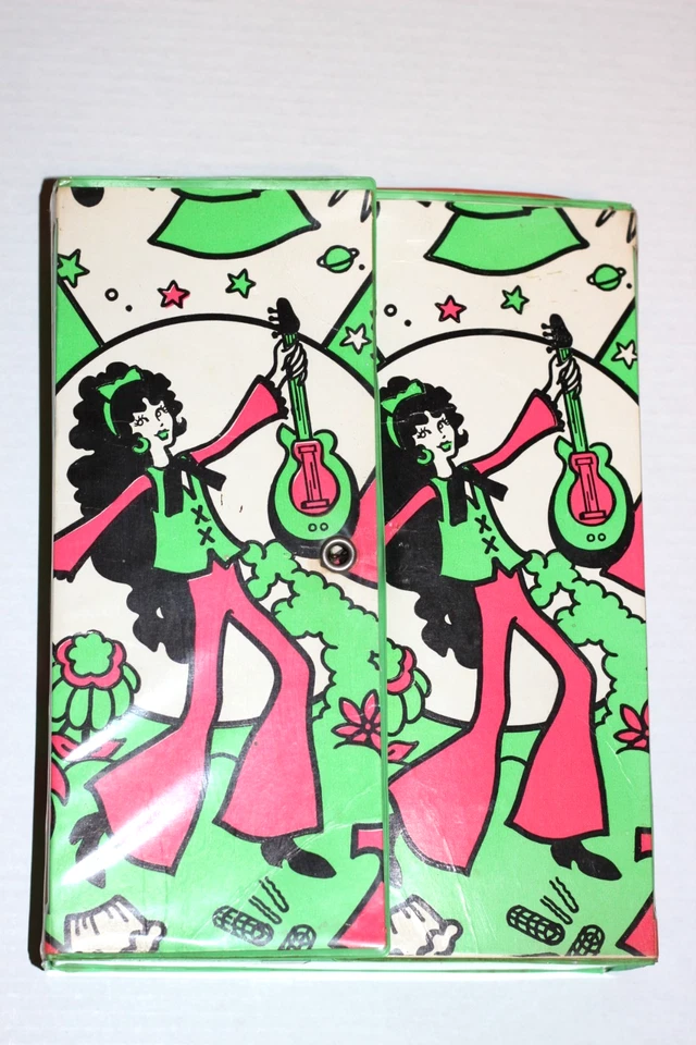 FUNDA MUÑECA GROOVY GIRLS VINTAGE 12,5 X 9,5 ERA MOD 3 PULGADAS DE PROFUNDIDAD Foto 2 de 4