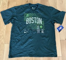 Nike Boston Celtics Men  s Large Green T-Shirt Loose Fit NBA NEW