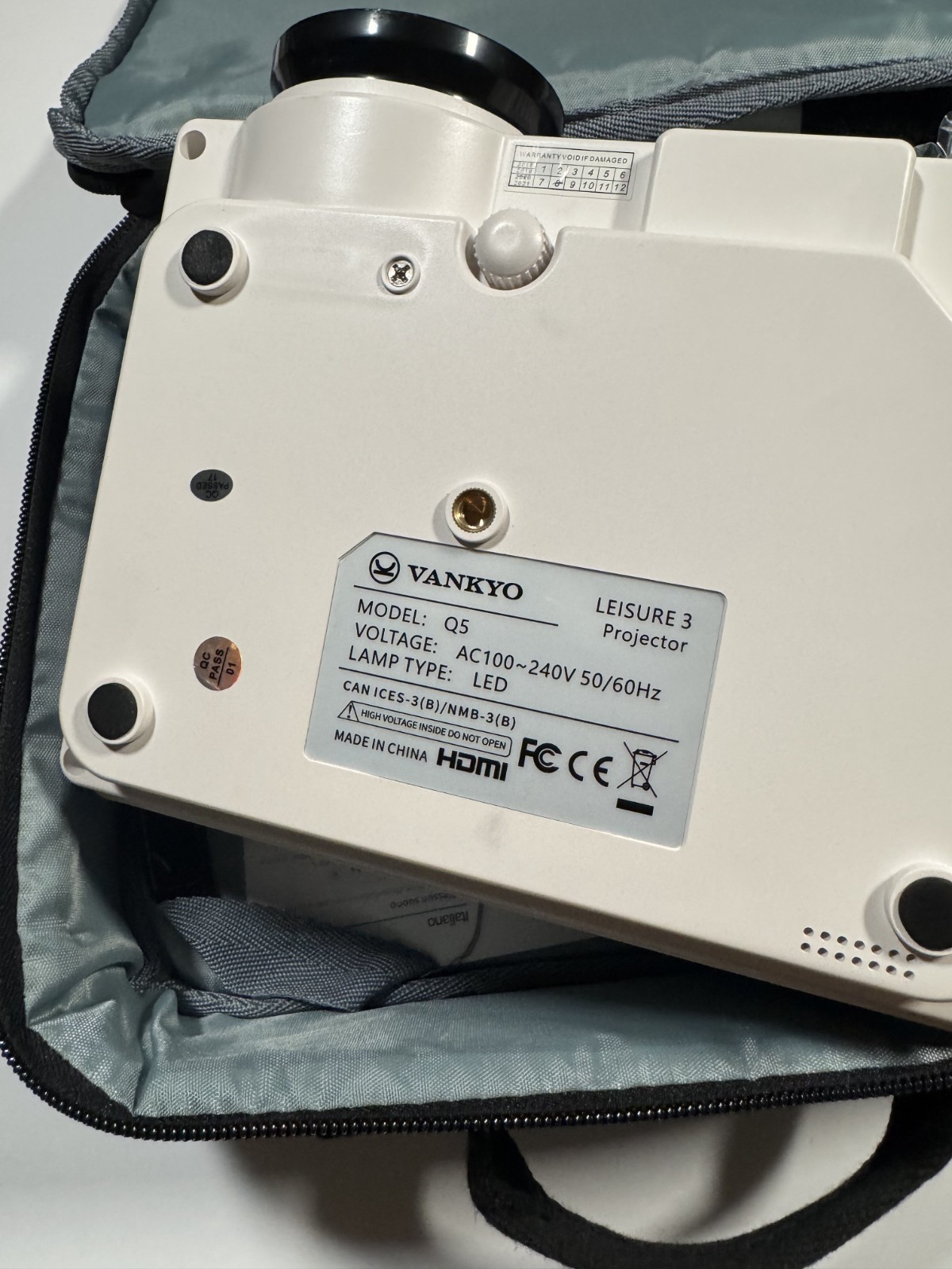 VANKYO Leisure 3 480P Portable Projector