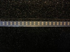 VISHAY SMT Multilayer Ceramic Chip Capacitor 1000pF 10 50V C0G NEW 100/PKG