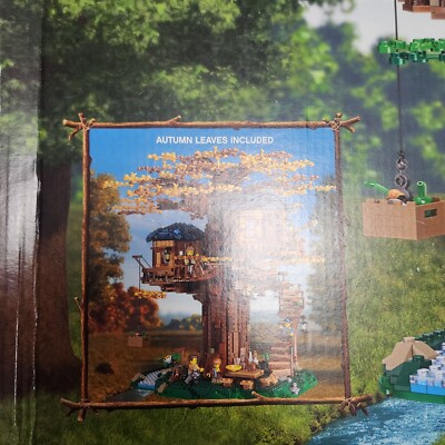 Lego Ideas Tree House Building Kit 21318 Minifigures 3036 Pieces